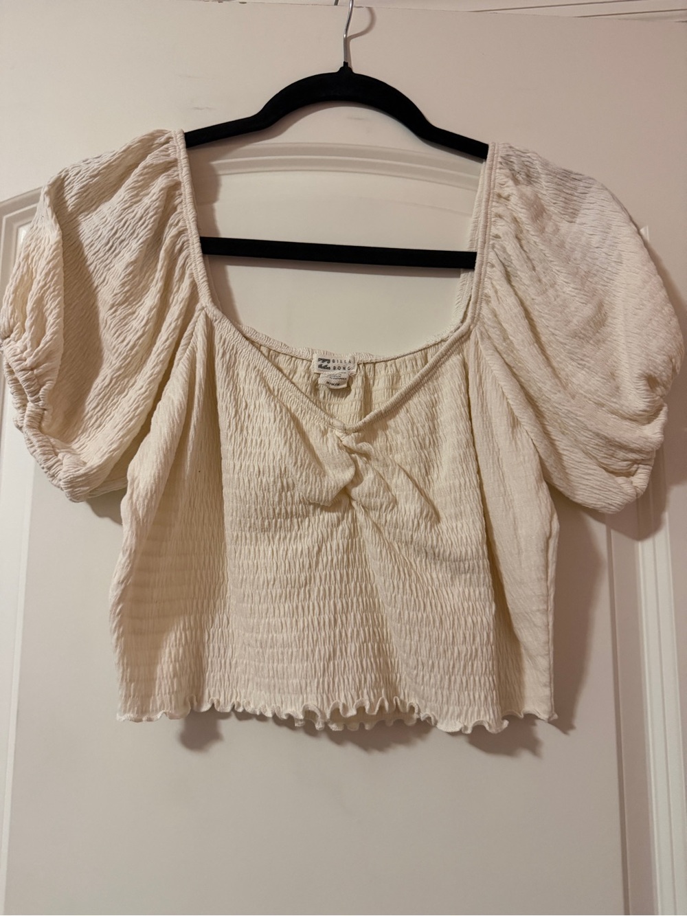 Billabong Cream Smocked Puff-Sleeve Crop Blouse